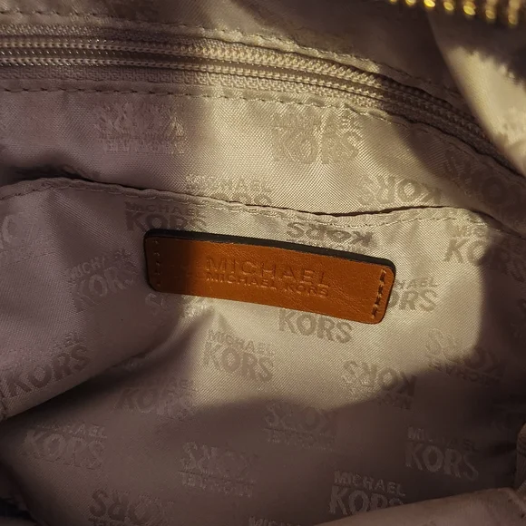 Michael Kors Brown Shoulder Bag.  EUC - Picture 8 of 13